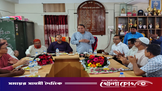বোয়ালমারী জর্জ একাডেমি স্কুলের নতুন সভাপতি খন্দকার নাসিরুল ইসলামকে সংবর্ধনা