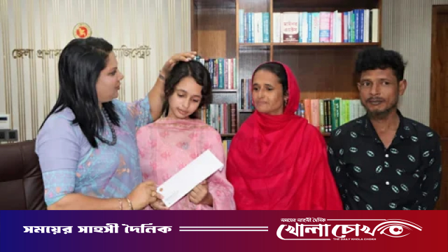 খুপরি ঘরে বেড়ে ওঠা সালমার স্বপ্নপূরণে পাশে দাঁড়ালেন ঢাকার ডিসি ফরিদা খানম