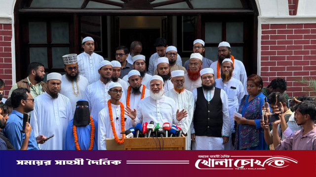মক্কায় কুরআন বিজয়ী চার হাফেজকে বিরোধীদলীয় নেতা ডা. শফিকুর রহমানের সংবর্ধনা