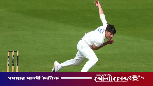 ৮ দিনে ২ হ্যাটট্রিক, সাথে-সাথেই মিলল পুরস্কার