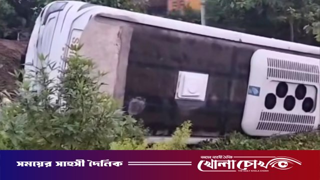 বার্ষিক ভ্রমণে যাওয়ার পথে মেডিকেল শিক্ষার্থীদের বাস খাদে, আহত ২০