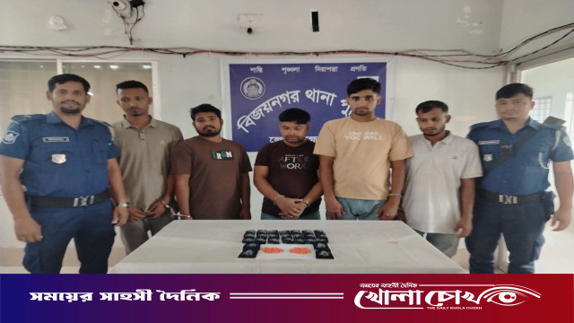 বিজয়নগরে সিএনজিতে মিলল ৫ হাজার পিস ইয়াবা, আটক ৫