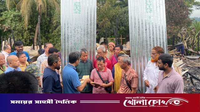বলীপাড়া বাজারে আগুনে ক্ষতিগ্রস্ত ব্যবসায়ীদের পাশে প্রশাসন: ঢেউটিন ও নগদ অর্থ সহায়তা প্রদান
