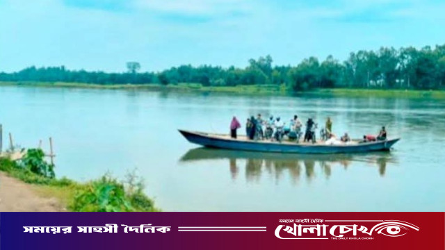 আত্রাইয়ে ১২ গ্রামের কৃষকের নদী পারাপারের ভোগান্তি: ভাঙ্গাজাঙ্গাল বাজারে সার ডিলার নিয়োগের দাবি