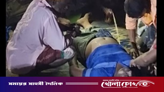 বিষধর কালাচকে ‘দাঁড়াশ’ ভেবে ধরতে গিয়ে সাপের ছোবলে ওঝার মৃত্যু