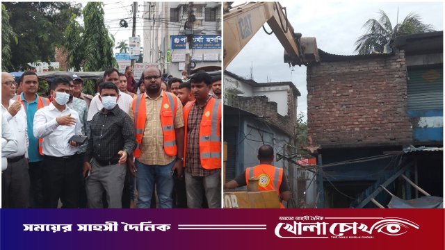 ফরিদপুরে পৌরসভার জমি উদ্ধার: গুঁড়িয়ে দেওয়া হলো অবৈধ ব্যবসা প্রতিষ্ঠান