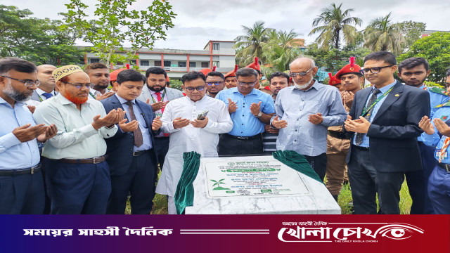 সবুজায়ন ও আধুনিক সেবার প্রত্যয়ে পিরোজপুরে পূবালী ব্যাংকের বৃক্ষরোপণ ও ডিজিটাল বুথ উদ্বোধন