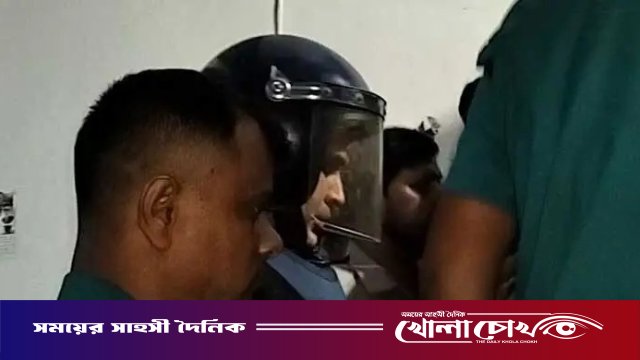 সামাজিক মাধ্যমে অডিও ফাঁস: রাষ্ট্রদ্রোহ মামলায় সাবেক ওসি রাকিবুল ৫ দিনের রিমান্ডে