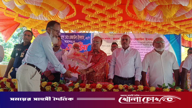 আত্রাই মহিলা কলেজে এমপি শেখ রেজাউল ইসলামকে সংবর্ধনা ও নবীনবরণ অনুষ্ঠিত