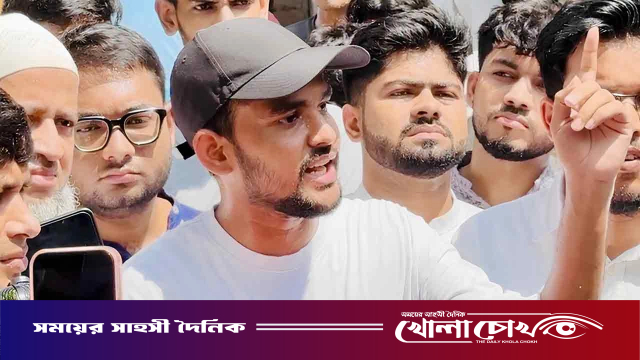 রাড্ডা ক্লিনিক দখল করতে দেওয়া হবে না, ধ্বংসস্তূপেই চলবে চিকিৎসা: আসিফ মাহমুদ