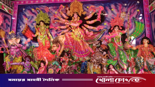 ২৭৭ প্রতিমায় সেজেছে আলফাডাঙ্গার হরি মন্দির: শারদীয় উৎসবে লোকজ ও পৌরাণিক মেলবন্ধন