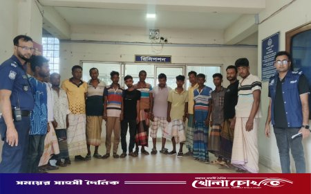 কুষ্টিয়ার দৌলতপুরে পুলিশের বিশেষ অভিযান: হত্যা মামলার আসামিসহ গ্রেপ্তার ১৮, মাদক ও মোটরসাইকেল জব্দ