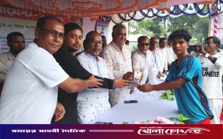 ফরিদপুরে জমকালো আয়োজনে শহীদ জিয়া স্মৃতি গোল্ডকাপ ফুটবলের উদ্বোধন