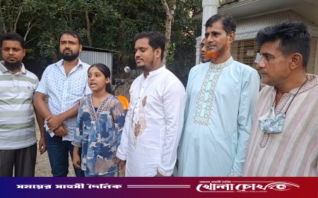 বাবার জন্য ভোট চাইল ছোট্ট জান্নাতুল: মেয়েকে সঙ্গে নিয়ে মাঠে চেয়ারম্যান প্রার্থী পারভেজ শেখ