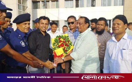 ‘ক্ষুদ্র জনগোষ্ঠী বলে কিছু নেই, সম্প্রদায় যার যার দেশ সবার’: সংস্কৃতি প্রতিমন্ত্রী