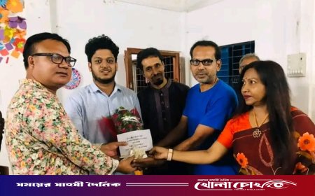 ‘ইয়্যুথ ভলান্টিয়ার অ্যাওয়ার্ড’ অর্জন করায় ফুলেল শুভেচ্ছায় সিক্ত নিরব ইমতিয়াজ শান্ত