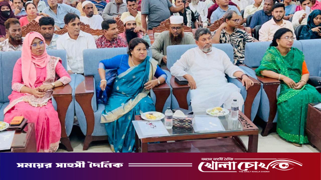 প্রযুক্তির ছোঁয়ায় কৃষিসেবা সহজ করতে রাজৈরে ‘কৃষকের হাতের মুঠোয় দশ সেবা’ কর্মসূচি অনুষ্ঠিত