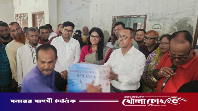 নগরকান্দায় কৃষক, দুস্থ নারী ও প্রতিবন্ধীদের মাঝে স্প্রে মেশিন, সেলাই মেশিন ও হুইলচেয়ার বিতরণ
