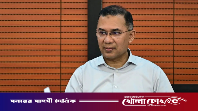 ঢাকার গণপরিবহন ব্যবস্থাপনা নিয়ে বৈঠকে প্রধানমন্ত্রী