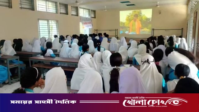 ফরিদপুরে সরকারের নির্বাচনী ইশতেহার প্রচারে চলচ্চিত্র প্রদর্শনী