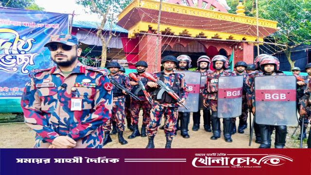 কাপ্তাইয়ে দুর্গাপূজায় ৪১ বিজিবির নিশ্ছিদ্র নিরাপত্তা, মণ্ডপ পরিদর্শন করলেন অধিনায়ক