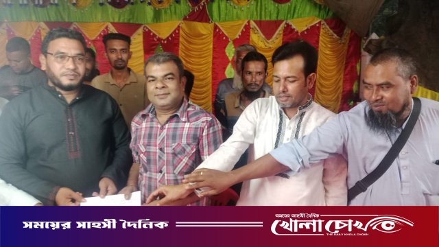 আলফাডাঙ্গায় পূজামণ্ডপ পরিদর্শন ও আর্থিক সহায়তা দিলেন বিএনপি নেতা কামরুল ইসলাম দাউদ
