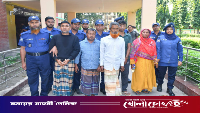 নওগাঁর ধামইরহাটে বৃদ্ধা হালিমা হত্যার রহস্য উদ্ঘাটন: ভাই-ভাবিসহ গ্রেপ্তার ৫, আলামত উদ্ধার