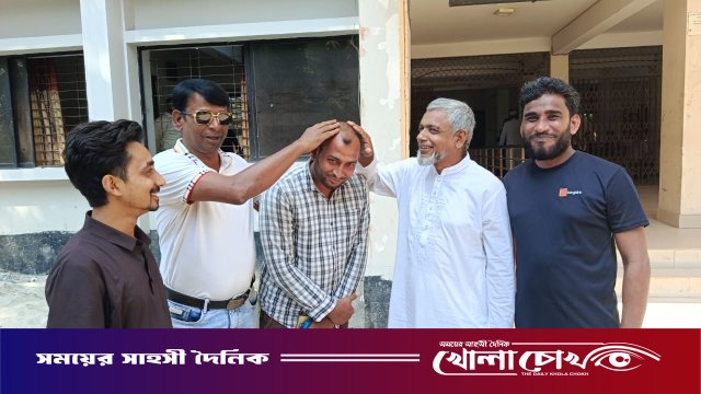 আলফাডাঙ্গায় ইউপি চেয়ারম্যান পদপ্রার্থী আরবের সৌজন্য সাক্ষাৎ, চাইলেন জ্যেষ্ঠ নেতাদের দোয়া