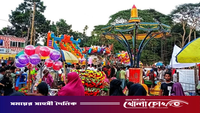 আগৈলঝাড়ায় মুখরিত শত বছরের ঐতিহ্যবাহী লক্ষ্মীদশহরা মেলা